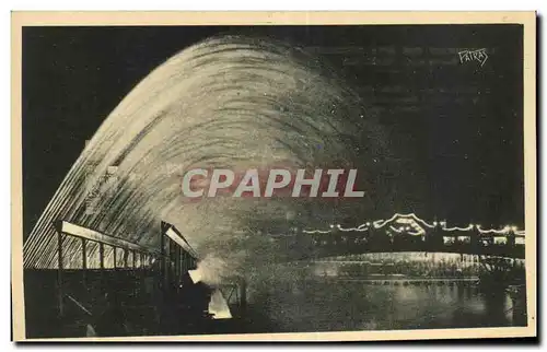 Cartes postales l Exposition des arts Decoratifs vue la NUIT Paris 1925 Sur la Seine la voute d eau lumineuse