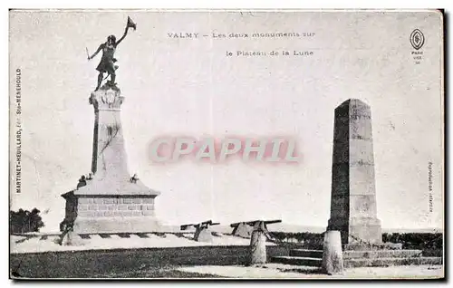 Ansichtskarte AK Valmy Les deux Monuments Sur le Plateau de la Lune