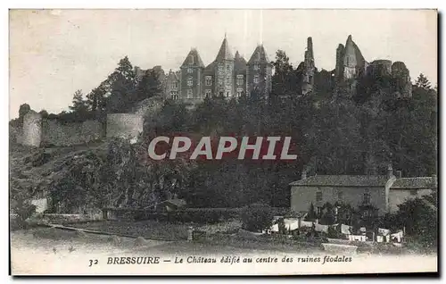 Ansichtskarte AK Bressuire Le Chateau edifie au centre des ruines feodales