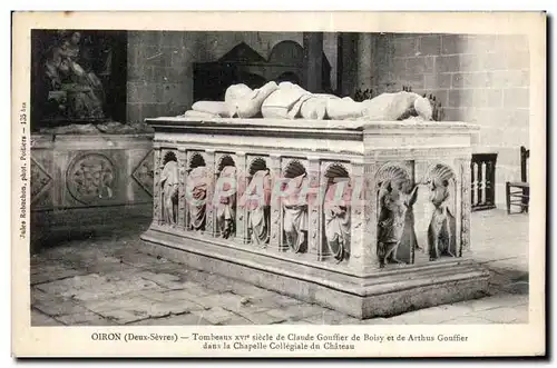 Cartes postales Oiron Tonbeaux XVI siecle de Claude Gouffier de Boisy et de Arthus Gouffier dans la Chapelle Col