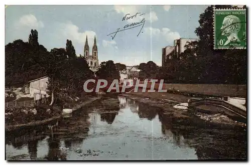 Cartes postales Niort L Eglise St Andre et le Donjon vus de la Sevre Niortaise