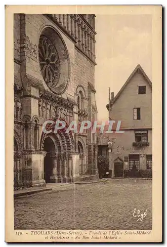 Cartes postales Thouars Facade de L Eglise Saint Medard et hostellerie Au Bon Saint Medard