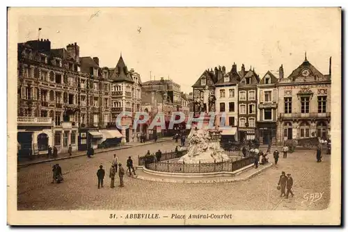 Abbeville - Place Amiral Courbet - Cartes postales