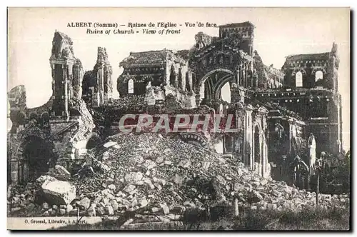 Ansichtskarte AK Albert Somme Ruines de I Eglise Vue de Face Ruins of Church Militaria