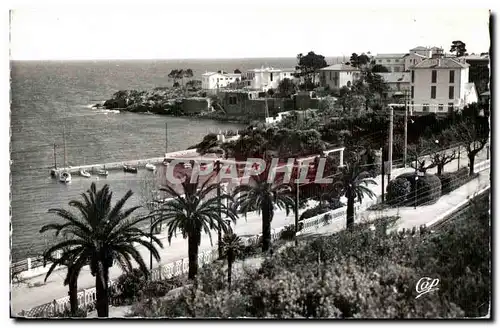 Agay - Le Port et les Villas - Cartes postales