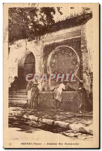 Ansichtskarte AK Maroc Meknes (Maroc) Fontaine Rue Rouamezine