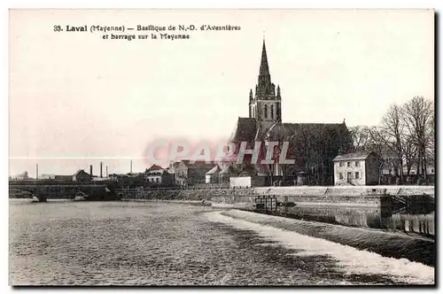 Cartes postales Laval (Mayenne) Basilique de d Avesnieres et barrage sur la Mayenne