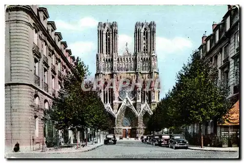 Reims Marne La Cathedrale la rue John Rockfeller