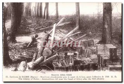 Ansichtskarte AK Reims Environs de Munitions ahandonnees pres le canal de Silery apres l offensive Militaria