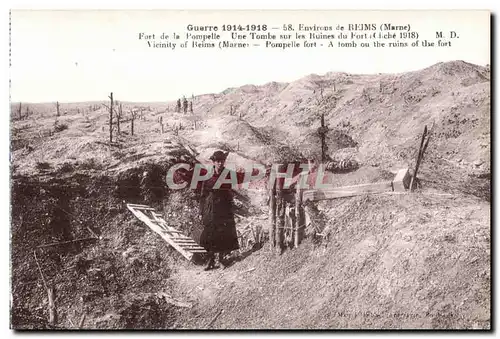 Cartes postales Reims Environs de Reims Fort de la Pompelle Une Tombe sur les Ruines du Fort Militaria