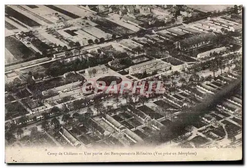 Cartes postales Camp de Chalons Une partie des Baraquements Mllitaires (Vue prise en Aeroplane)