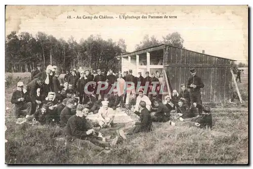 Ansichtskarte AK Militaria Au Camp de Chalons L Epluchage des Pommes de terre