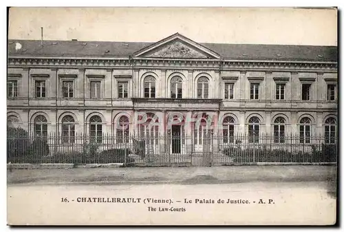 Cartes postales Chatellerault (Vienne) Le Palais de Justice A P The Law Courts