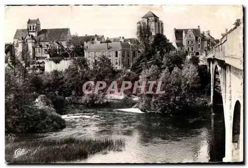 Cartes postales La Vienne Roche Posay L Eglise et le Donjon