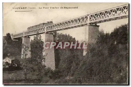 Ansichtskarte AK Vouvant (vendee) le pont viaduc de Baguenard Train