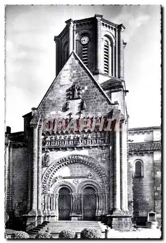 Ansichtskarte AK Eglise de vouvant (vendee) facade XI et XII