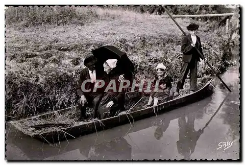 Cartes postales Costumes maraichins tio fi d vesse y povaie pouet se rassasiaie d biser ma goule l Folklore Cost