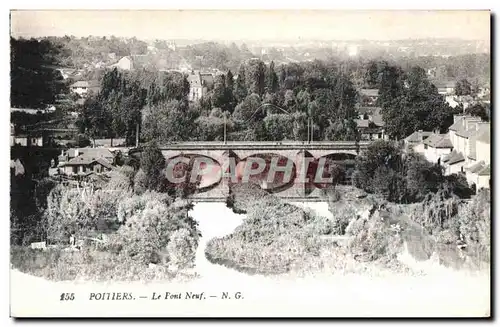 Ansichtskarte AK Poitiers Le Pont Neuf