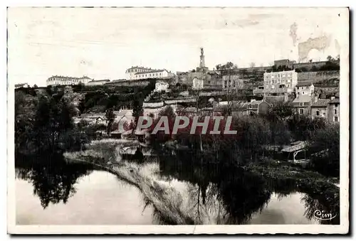 Cartes postales Poitiers (Vienne) la Clain Notre Dame des Dunes et I Ecole Militaire