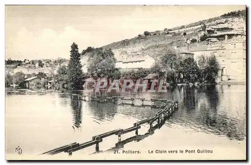 Ansichtskarte AK Poitiers Le Clain vers le Pont Guillou