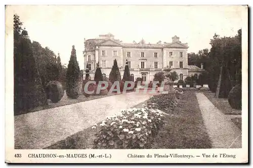 Ansichtskarte AK Chaudron en Mauges Chateau du Plessis Villoutreys Vue de I Etang