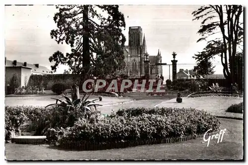 Moderne Karte Avranches (manche) le jardin des plantes et l eglise notre dame des champs