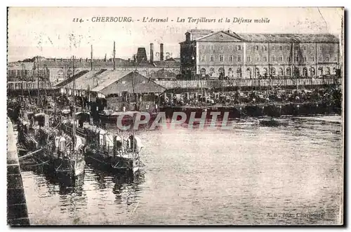 Ansichtskarte AK Cherbourg L Arsenal Les Torpilleurs et la Defense Mobile Bateaux