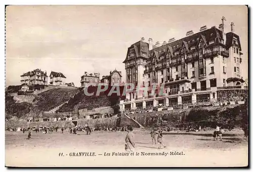 Cartes postales Granville Les Falaises et le Novkmandy Hotel