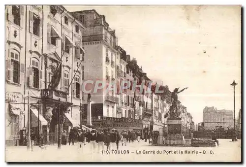 Cartes postales Le Carre du Port et la Mairie