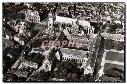 Cartes postales moderne Saint Denis AP (Seine) La Basilique et le Palais de la Legion d Honneur