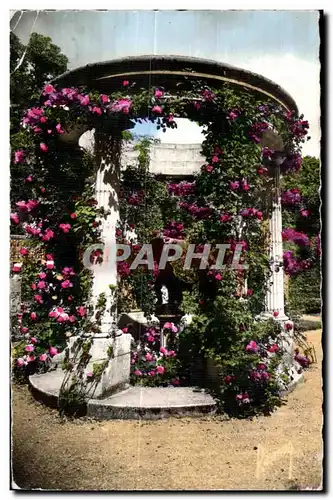 Cartes postales Images de France Roseraie de L Hay Les Roses Le Temple de l Amour