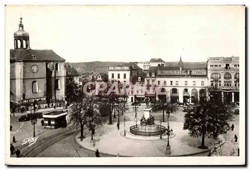 Cartes postales Le Mans Place de la Republique A gauche I Eglise de la Visitation