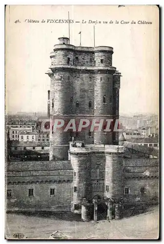 Cartes postales Chateau de Vincennes Le Donjon vu de la Cour du Chateau