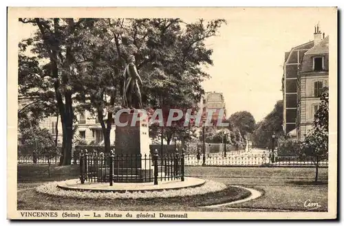 Cartes postales Vincennes (Seine) La Statue du general Daumesnil