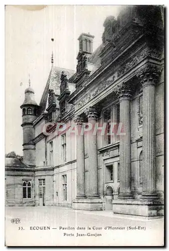 Ansichtskarte AK Ecouen Pavillon dans la Cour d Honneur (Sud Est) Porte Jean Goujon