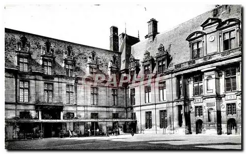 Cartes postales Ecouen (S et O) Chateau de la Legion d Honneur Epeque Francois I er Ceur d honneur