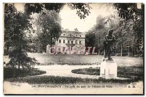 Cartes postales Montmorency un coin parc de I Hotel de Ville