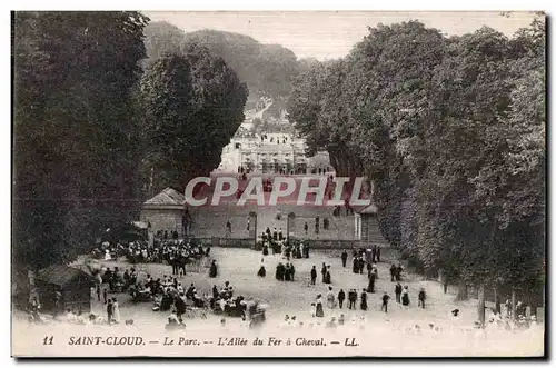 Ansichtskarte AK Saint Cloud Le Pare L Allee du Fer a Cheval