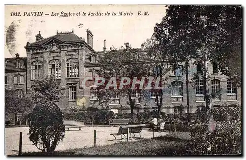Cartes postales Pentin Les Ecoles et le Jardin de la Mairie