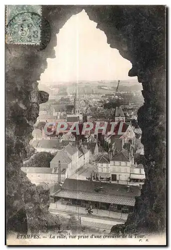 Cartes postales Etampes La ville vue prise d une crevasse de la tour