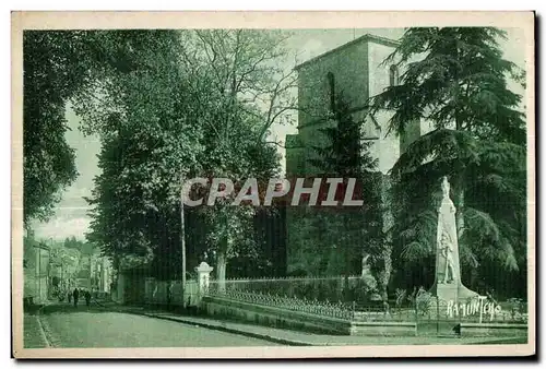 Cartes postales Eglise et Monument aux Enfats de Tonnay Charente Morts pour la Patrie