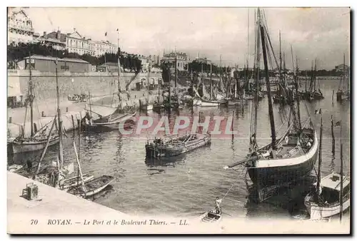 Cartes postales Royan Le Port et le Boulevard Thiers Bateaux