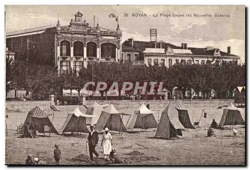 Cartes postales Royan La Plage devant les Nouvelles Galaries