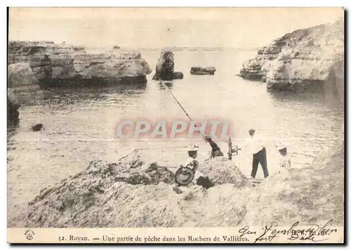 Cartes postales Royan Une partie de peche dans les Rochers de Vallieres