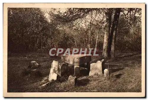 Saint Amand - La Table des Trois Seigneurs - Cartes postales