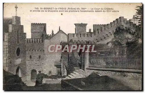 Saint Bonnet le Froid - La Cour du Chateau - Ansichtskarte AK