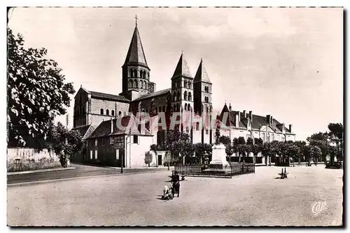 Cartes postales Paray le Monial Place Alsace Lorraine et la Basilique du Sacre Coeur