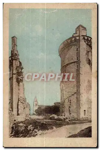 Cartes postales Mehun sur Yevre (Cher) Ruines du Chateau de Charles VII vue prise de I Est