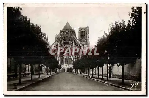 Cartes postales Bourges Abside la Cathedrale et Boulevard de Strasbourg