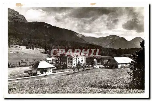 Cartes postales Col de leschaux (alt goo m ) hotel du belvedere et sapiniere